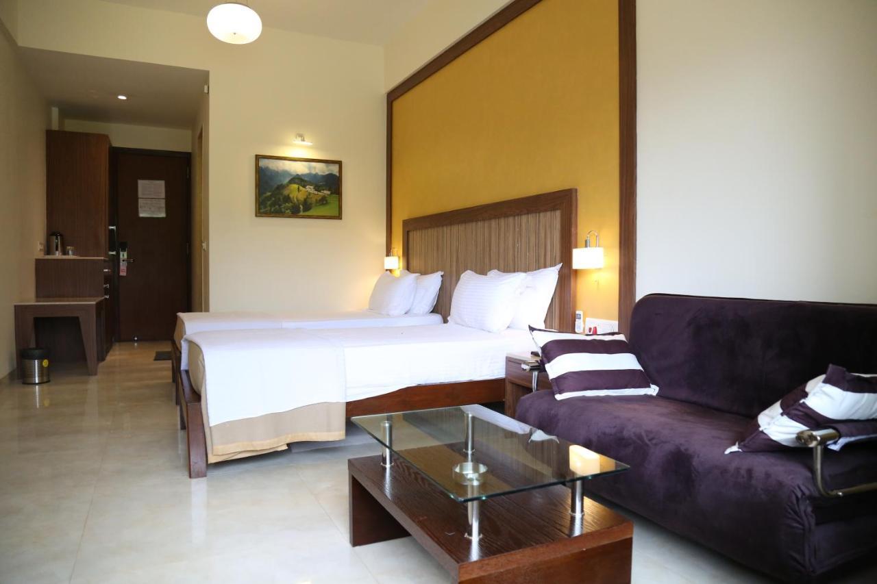 Vits Lonavala Hotel Eksteriør billede